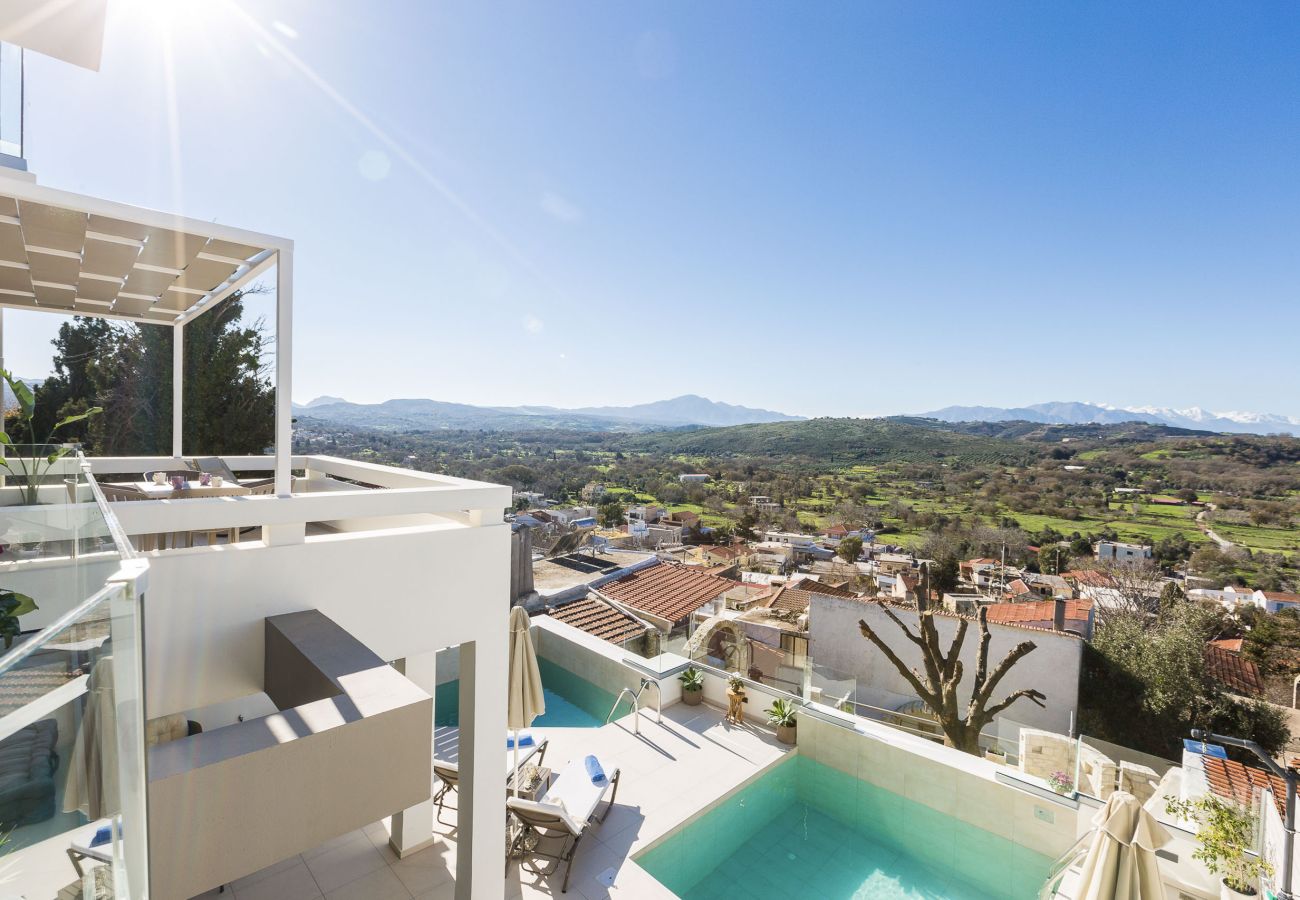 Villa in Armeni - Three Moirai Villa – mit 2 beheizten Pools