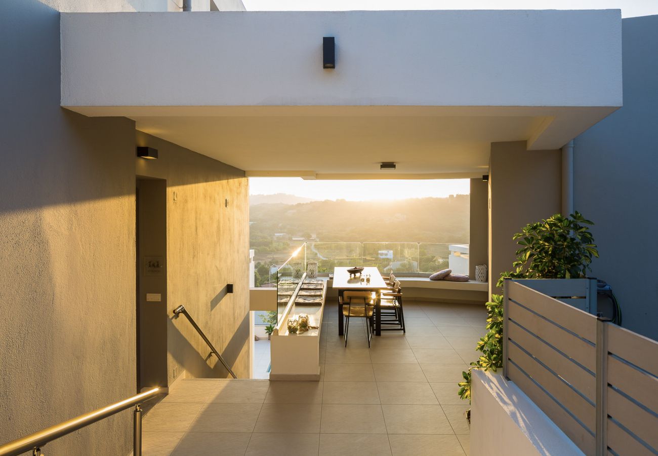 Villa in Armeni - Three Moirai Villa – mit 2 beheizten Pools