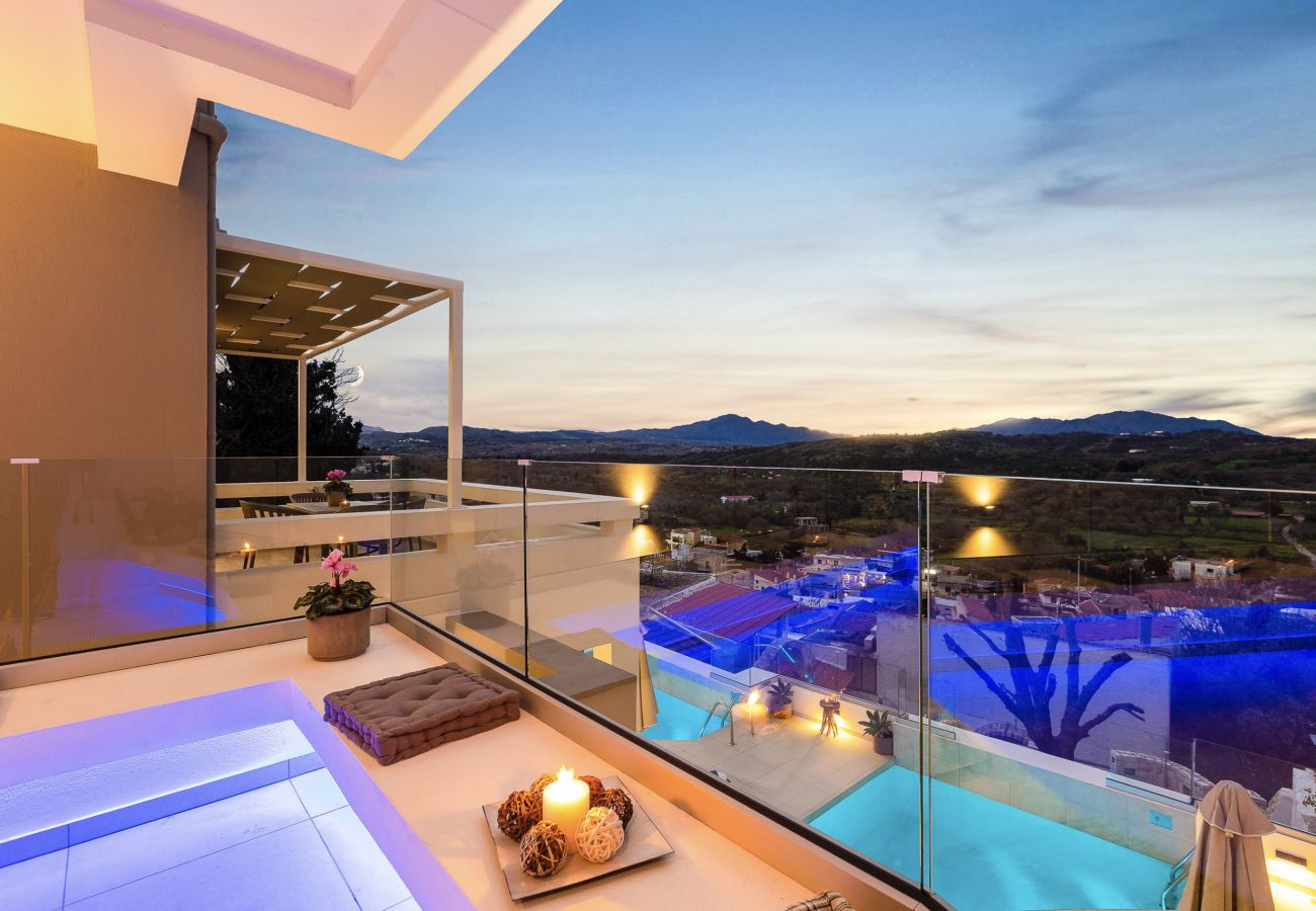 Villa in Armeni - Three Moirai Villa – mit 2 beheizten Pools