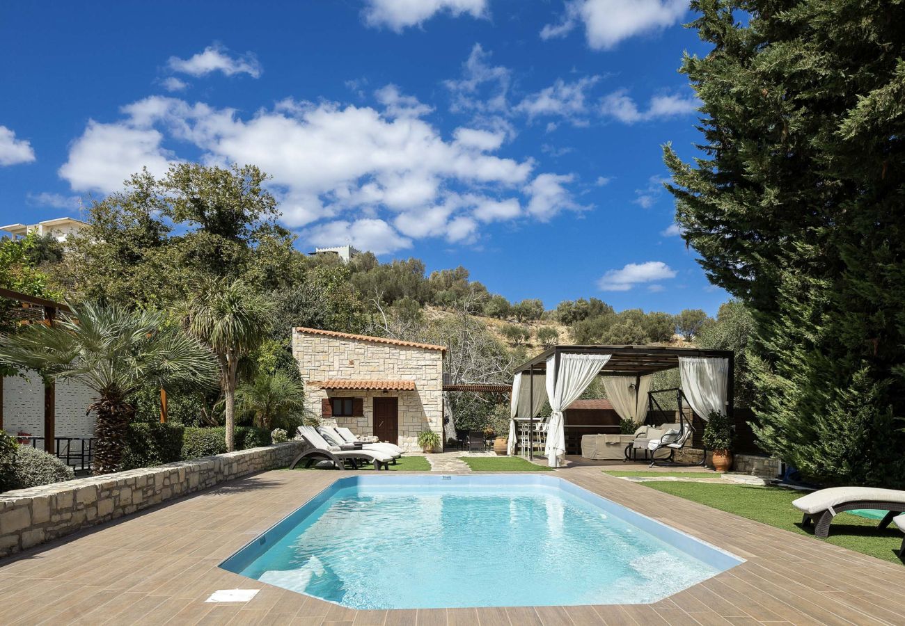 Villa in Xiron Chorion - Maratho Villa – mit privatem Pool