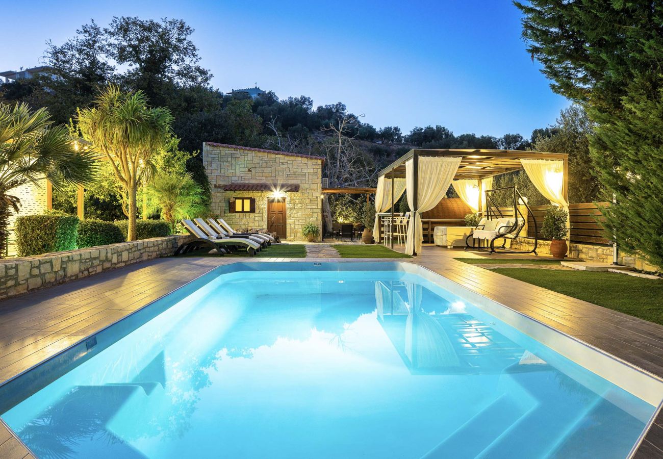 Villa in Xiron Chorion - Maratho Villa – mit privatem Pool