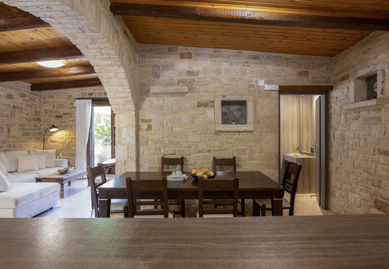 Villa in Xiron Chorion - Maratho Villa – mit privatem Pool