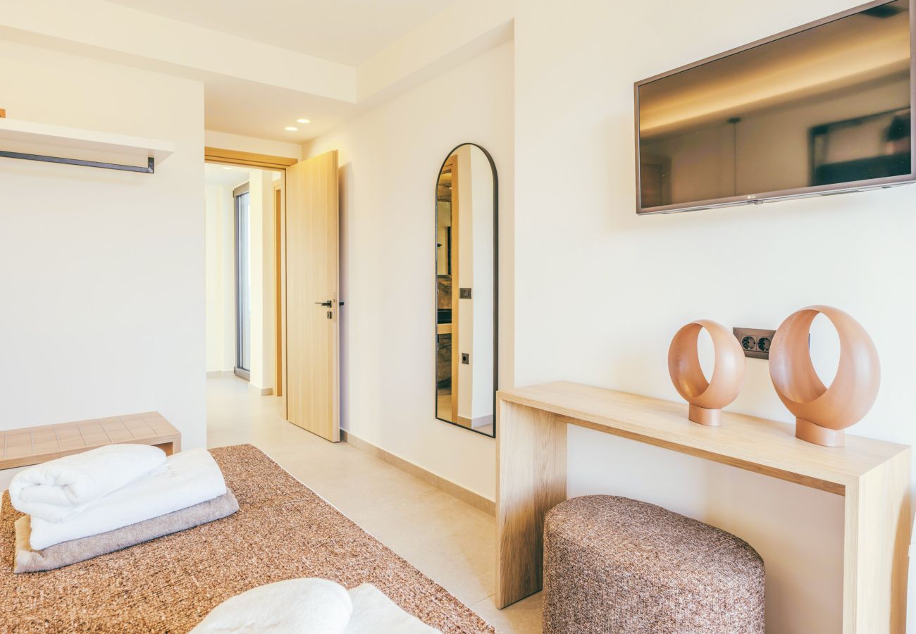 Villa in Rethymno - Villa Luxury Heaven - With Heated Pool