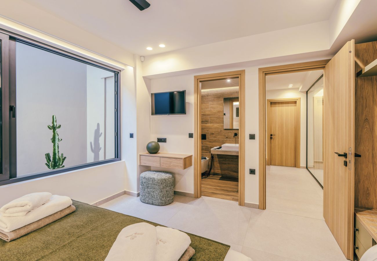 Villa in Rethymno - Villa Luxury Heaven - With Heated Pool