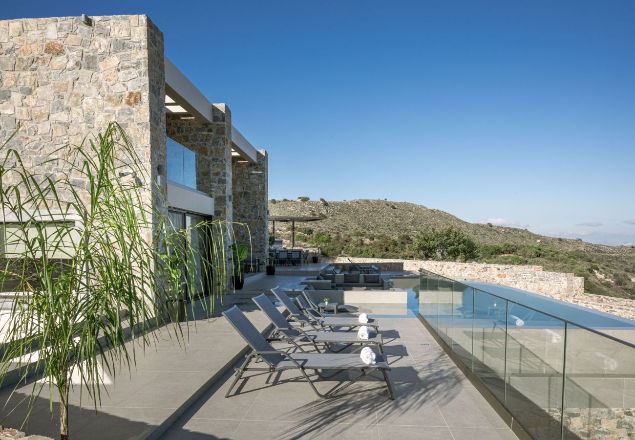 Villa in Gerani - Luxurious Villa Alea