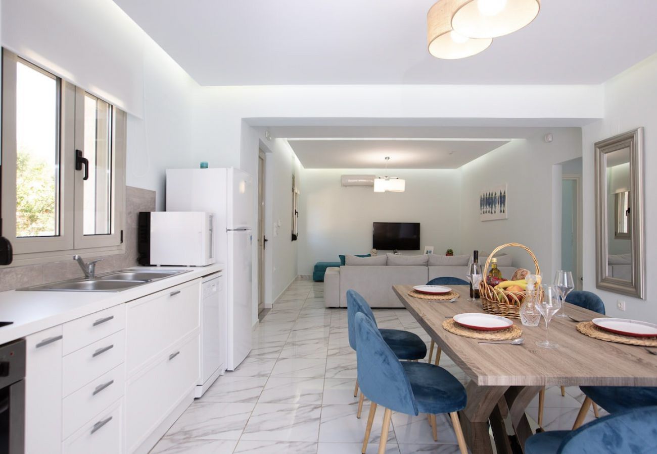 Villa in Pagkalochori - Primavera Villa – 2 beheizte Pools & Whirlpools