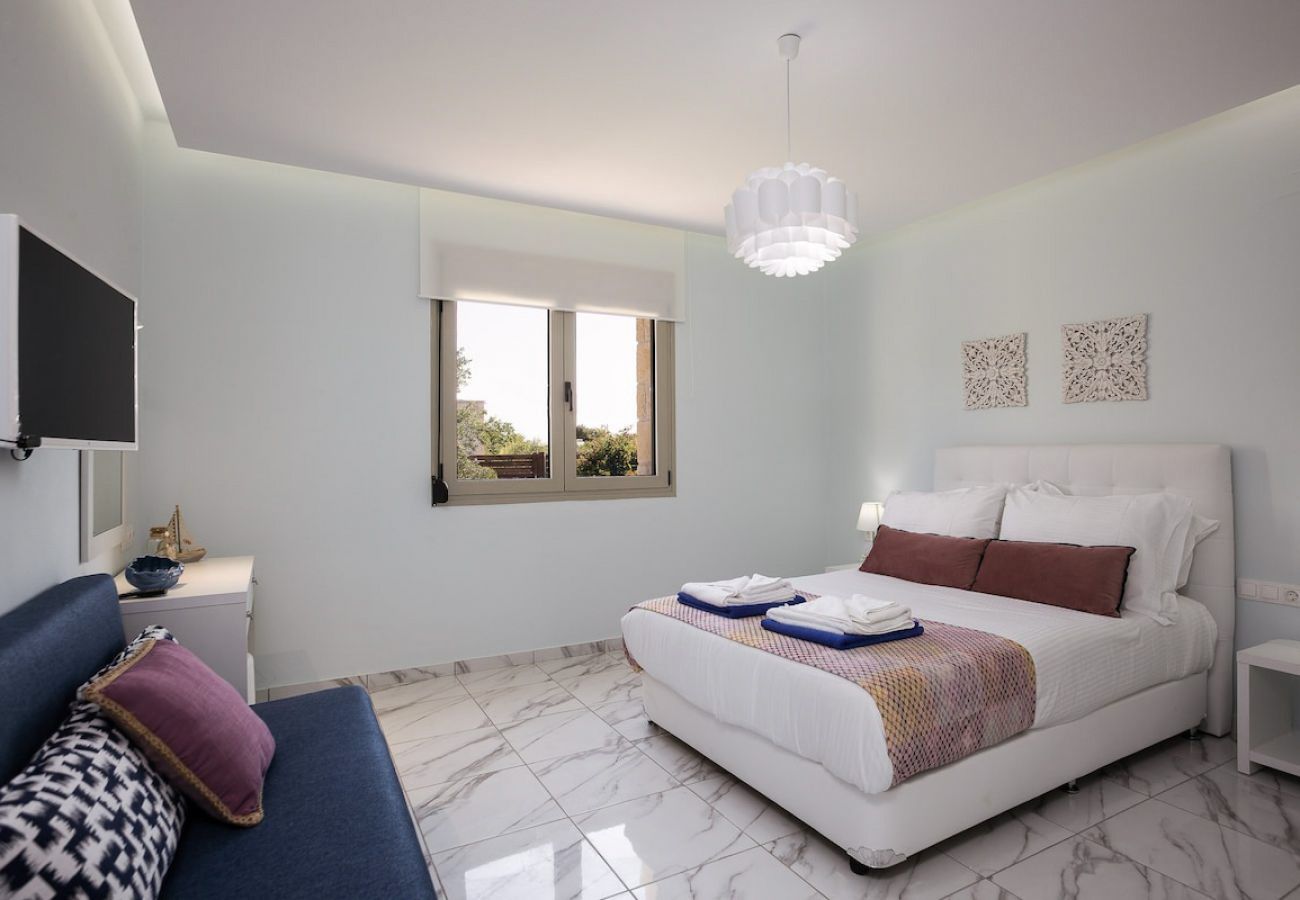 Villa in Pagkalochori - Primavera Villa – 2 beheizte Pools & Whirlpools