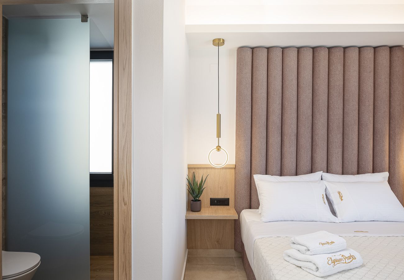 Villa in Panormo - Villa Azure – Luxury Sea View Villa