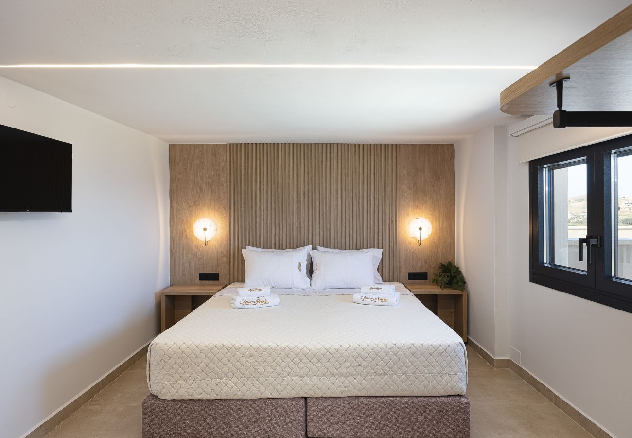 Villa in Panormo - Villa Azure – Luxury Sea View Villa