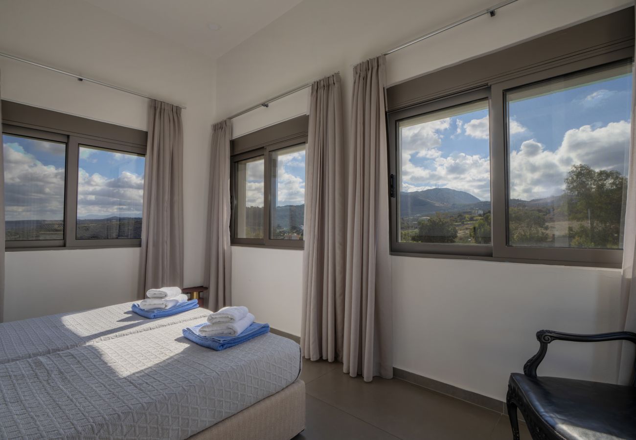 Villa à Tria Monastiria - Villa Sfedami - Pool with Children Safety Fence