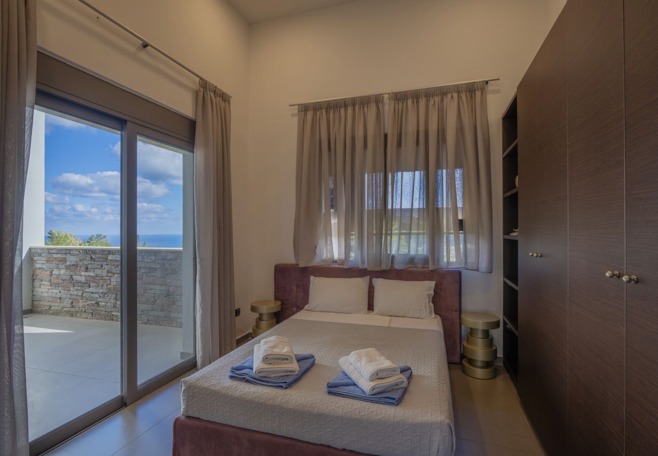 Villa à Tria Monastiria - Villa Sfedami - Pool with Children Safety Fence