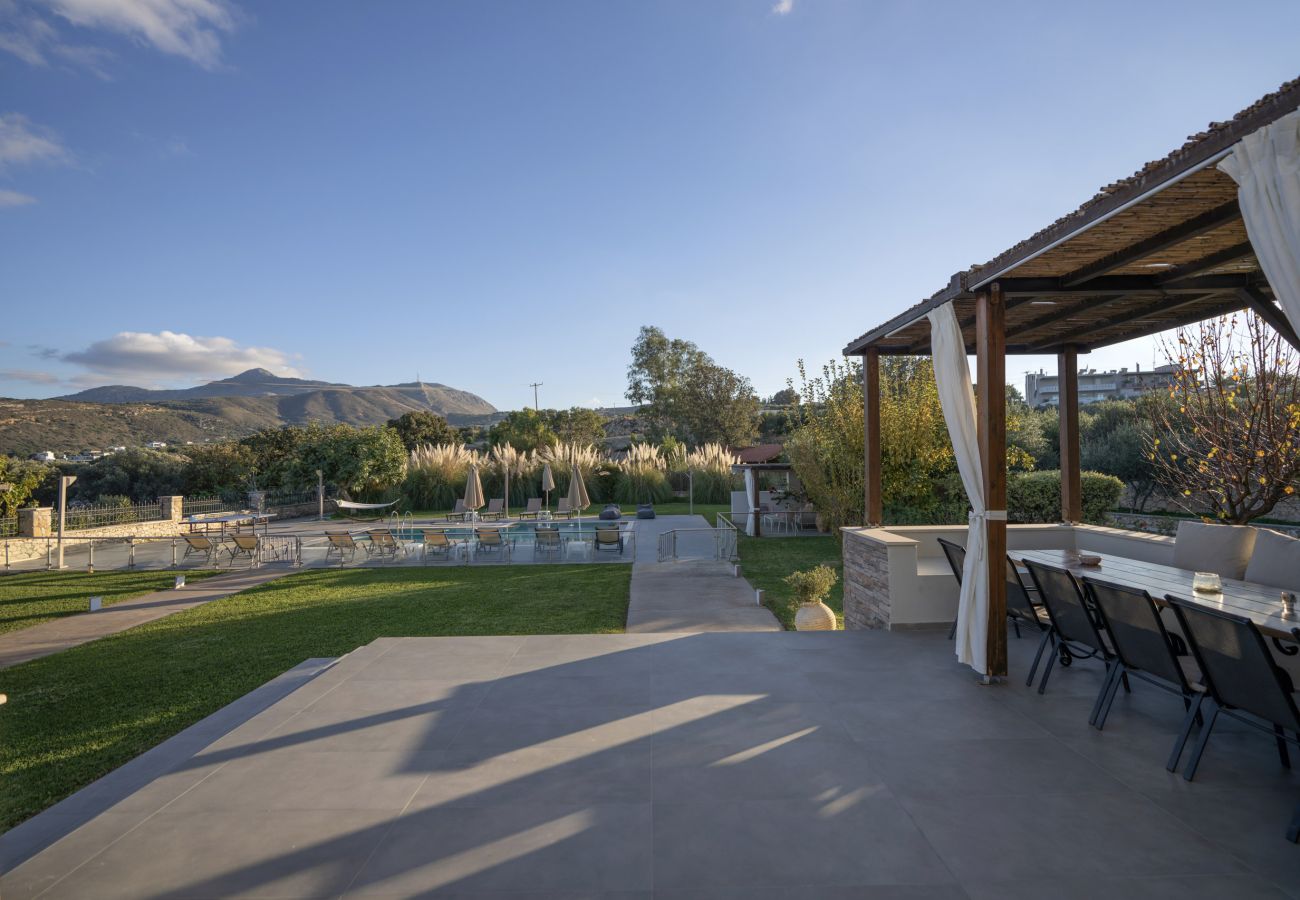 Villa à Tria Monastiria - Villa Sfedami - Pool with Children Safety Fence