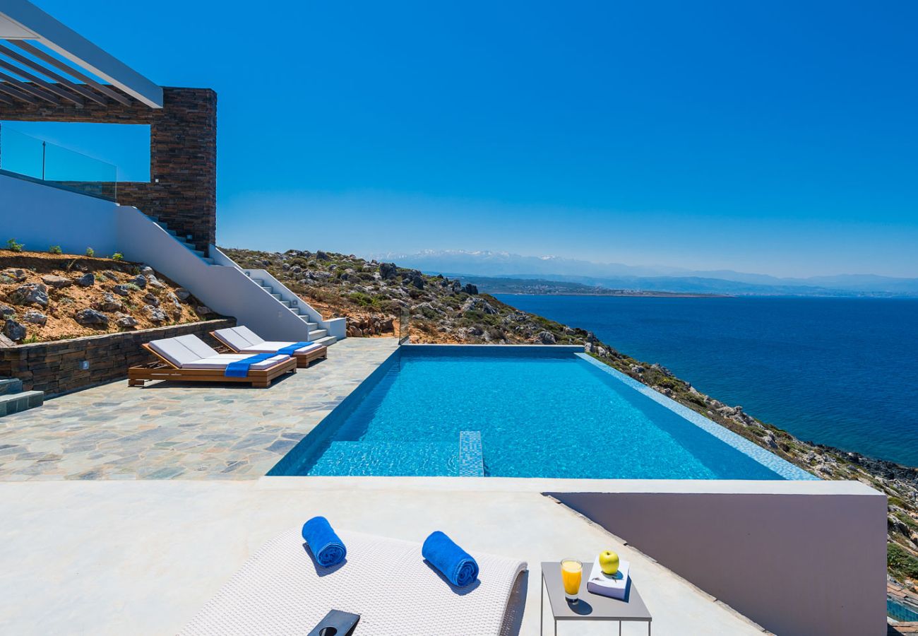 Villa à Stavros - Luxurious Villa Kyma - With Private Heated Pool 