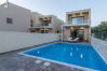 Villa à Kokkinos Pirgos - Elmara Luxury Villa 1 Next to the Beach Villa à Kokkinos Pirgos - Elmara Luxury Villa 1 Next to the Beach
