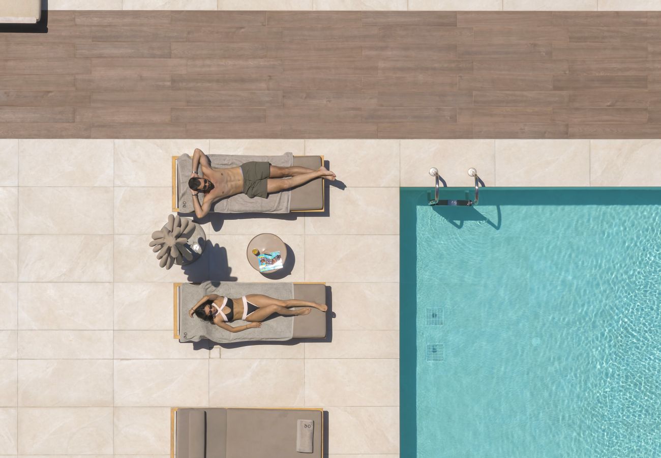 Villa à Prines - Georgia Villa - With Heated Pool