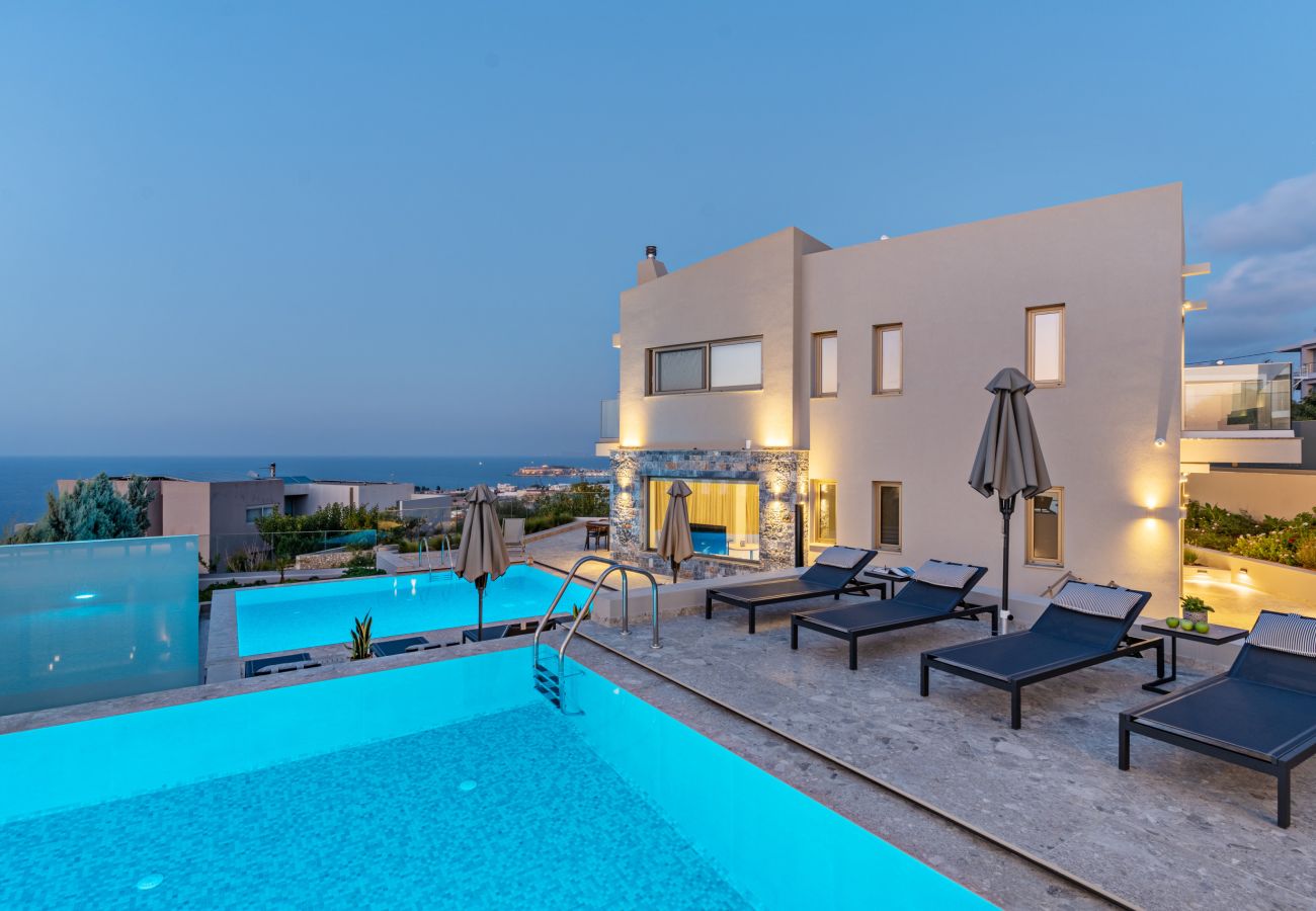 Villa à Atsipopoulo - Villa Skyfall - With 12 Bedrooms