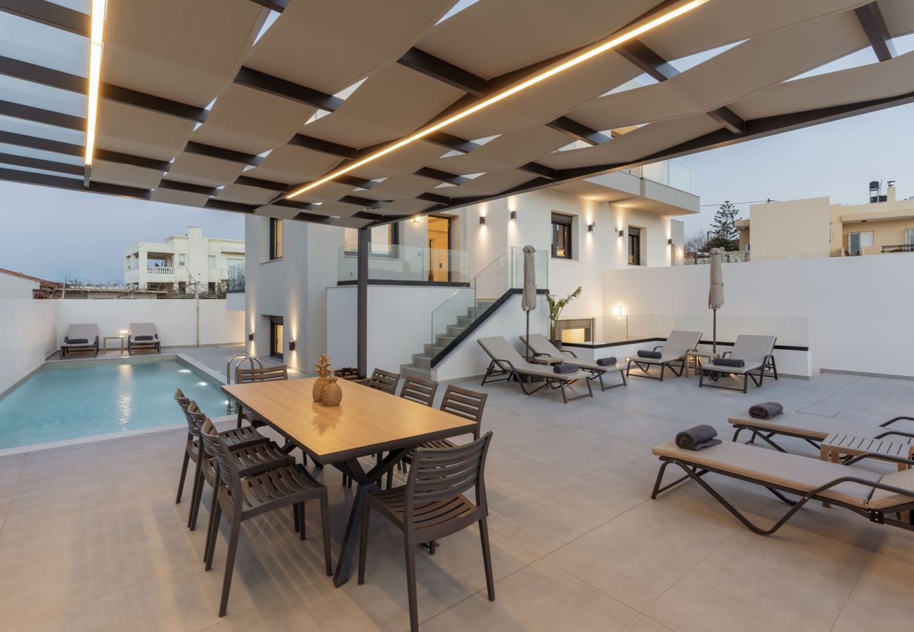 Villa à Sfakaki - Solaire Villa - Heated Pools & Sauna
