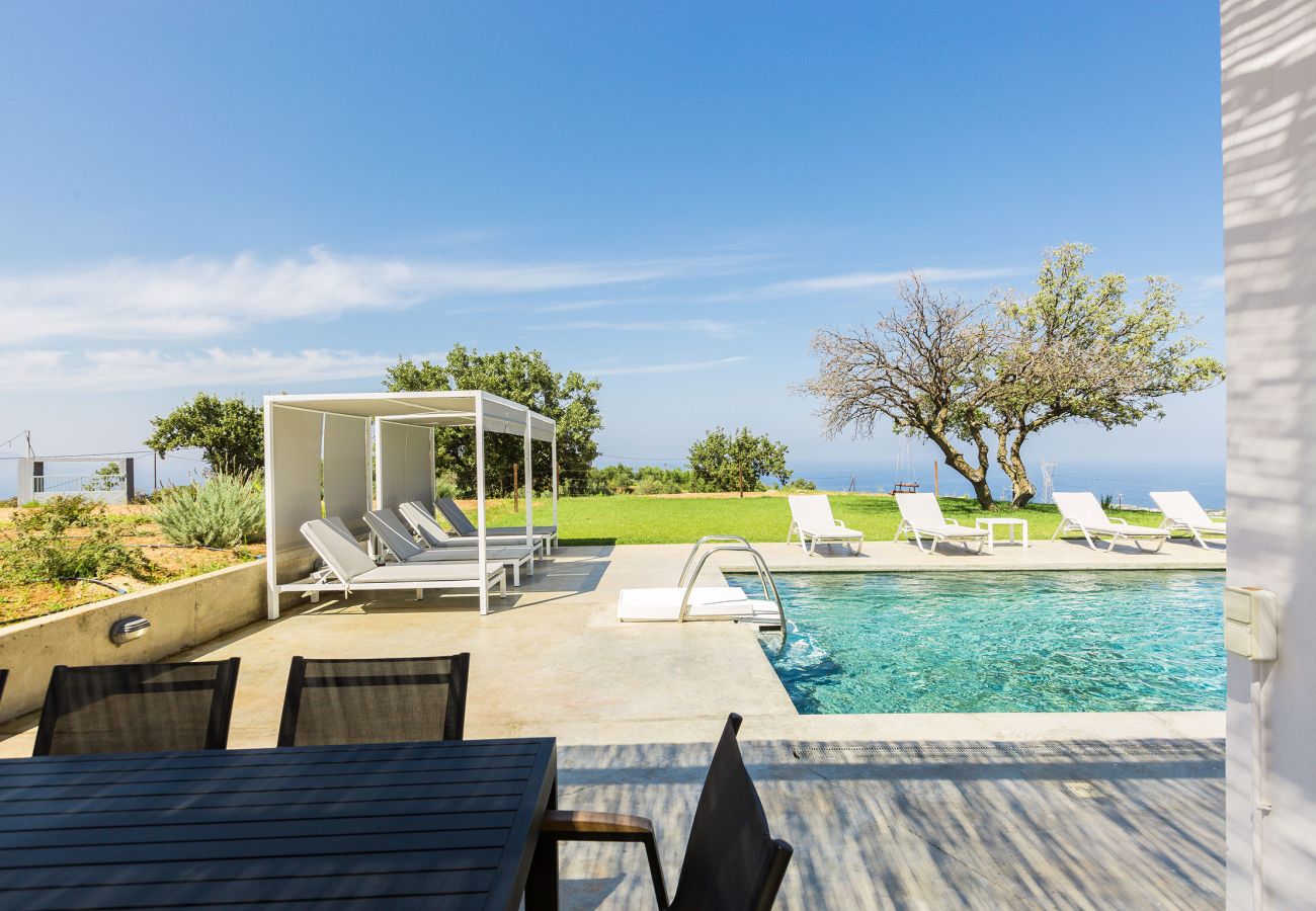 Villa à Gallos - O2 Villa | With Private Heated Pool