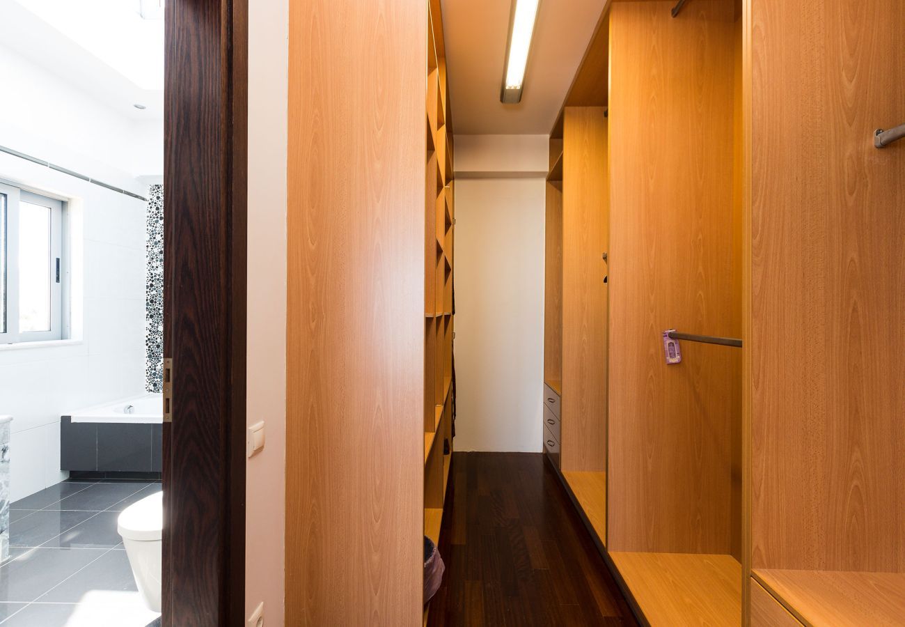 Villa à Gallos - O2 Villa | With Private Heated Pool