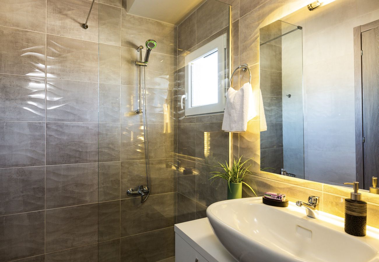 Villa à Armeni - Three Moirai Villa – with 2 Heated Pools