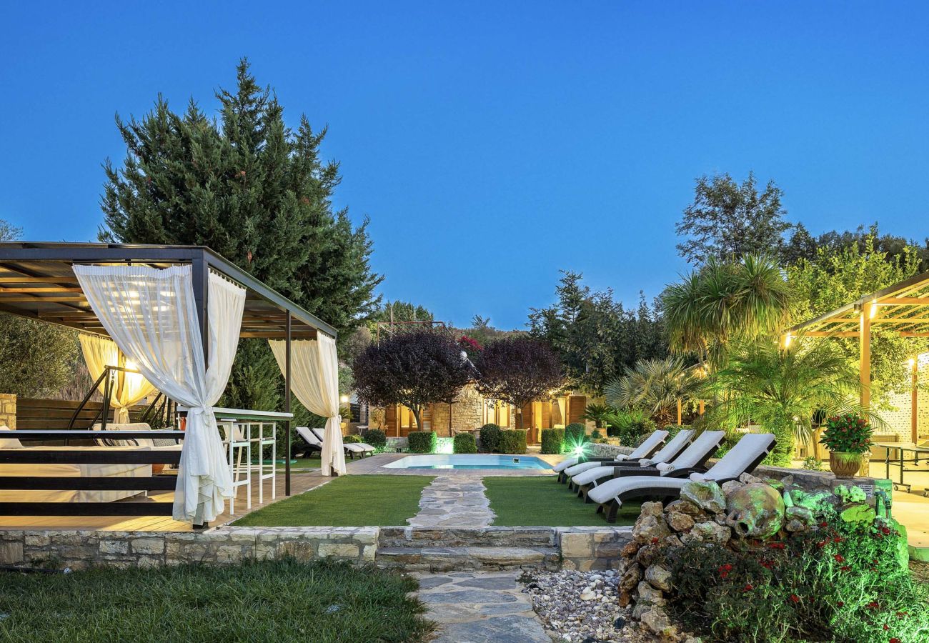 Villa à Xiron Chorion - Maratho Villa - with Private Pool