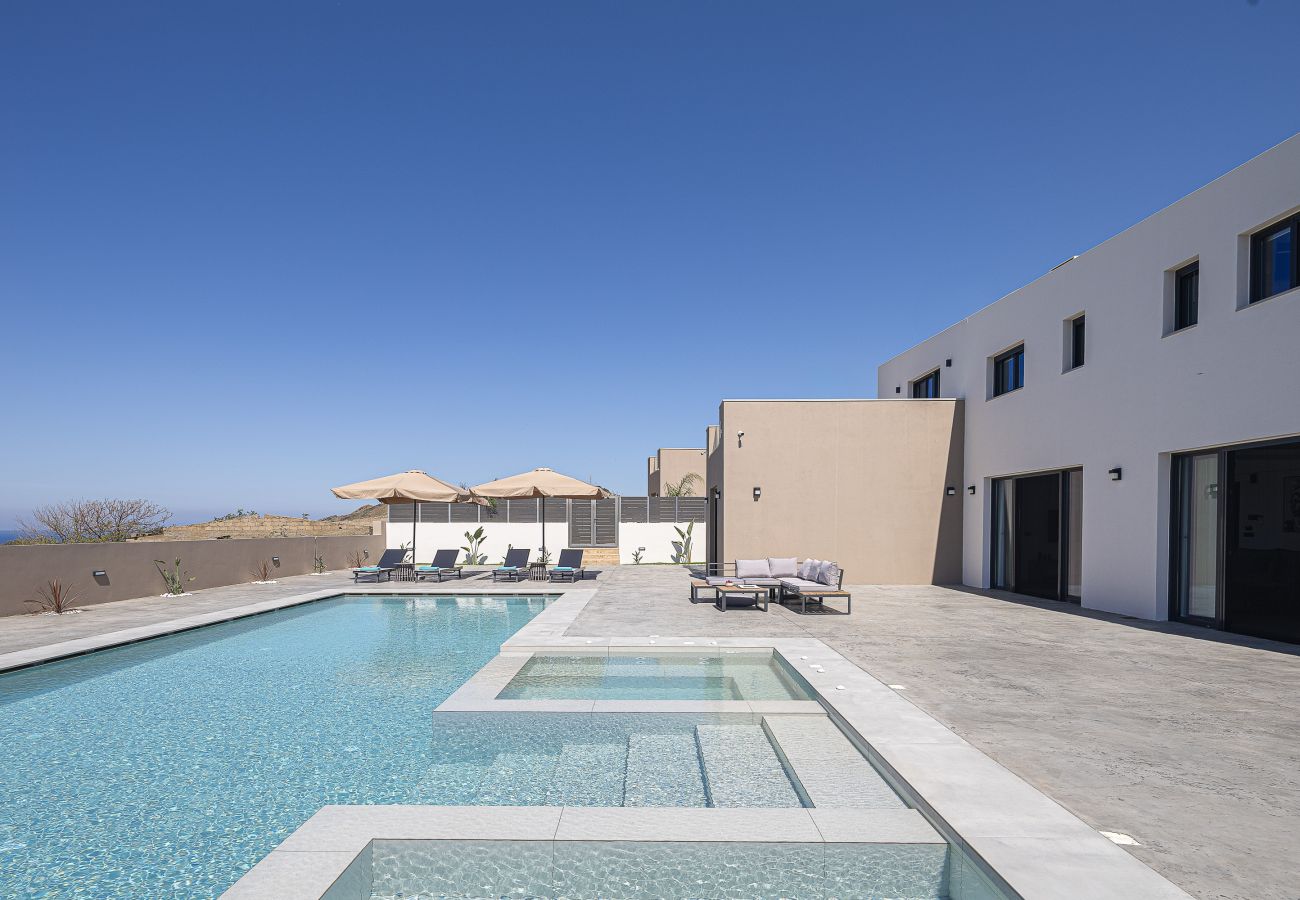 Villa à Panormo - Villa Selene – Luxury Sea View Villa