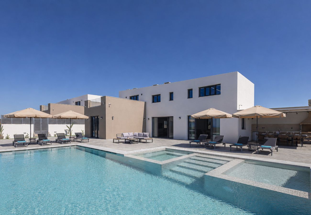 Villa à Panormo - Villa Selene – Luxury Sea View Villa