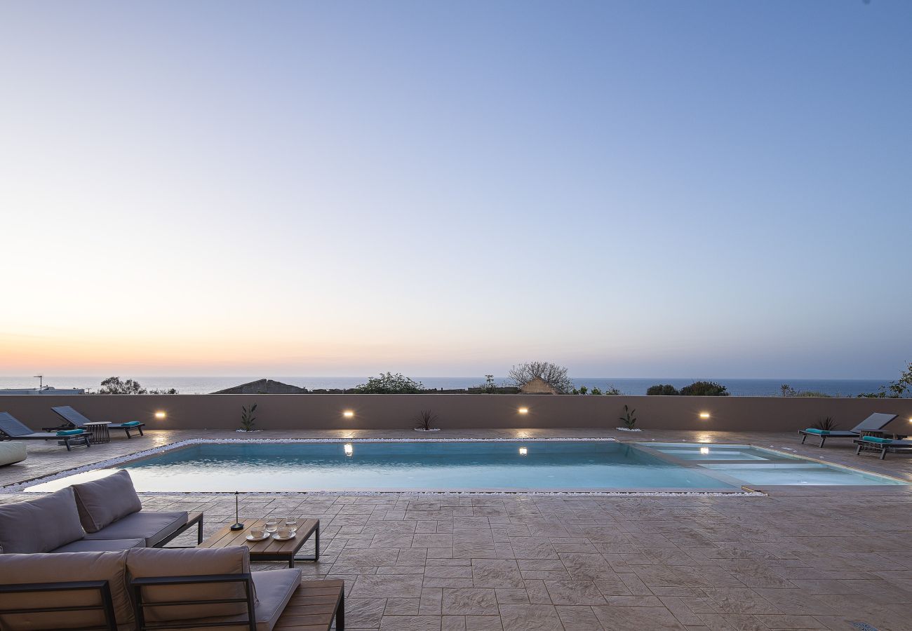 Villa à Panormo - Villa Azure – Luxury Sea View Villa