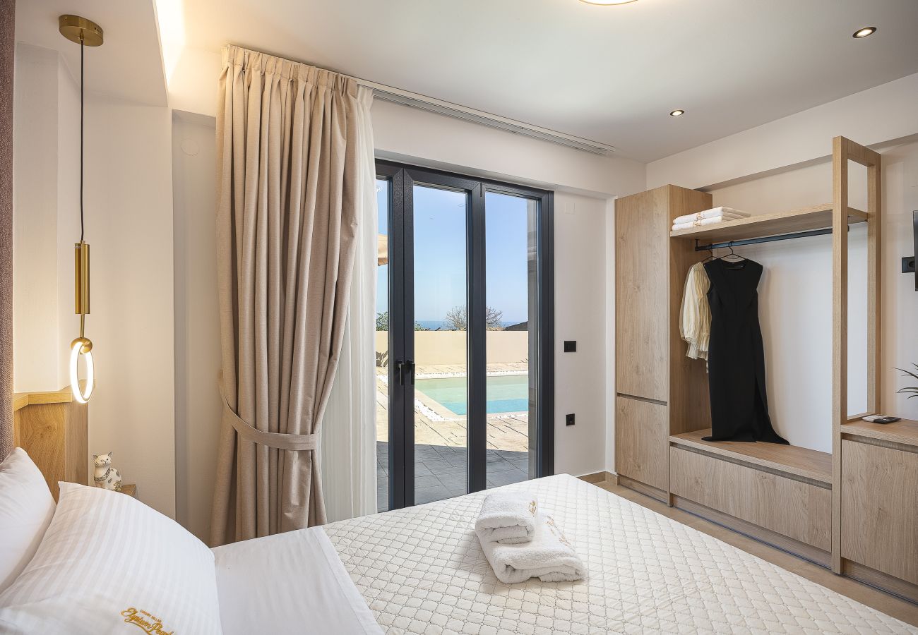 Villa à Panormo - Villa Azure – Luxury Sea View Villa