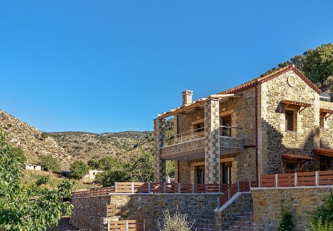 Villa in Zoniana - Villa Nikos - Faraggi Villas  Villa in Zoniana - Villa Nikos - Faraggi Villas