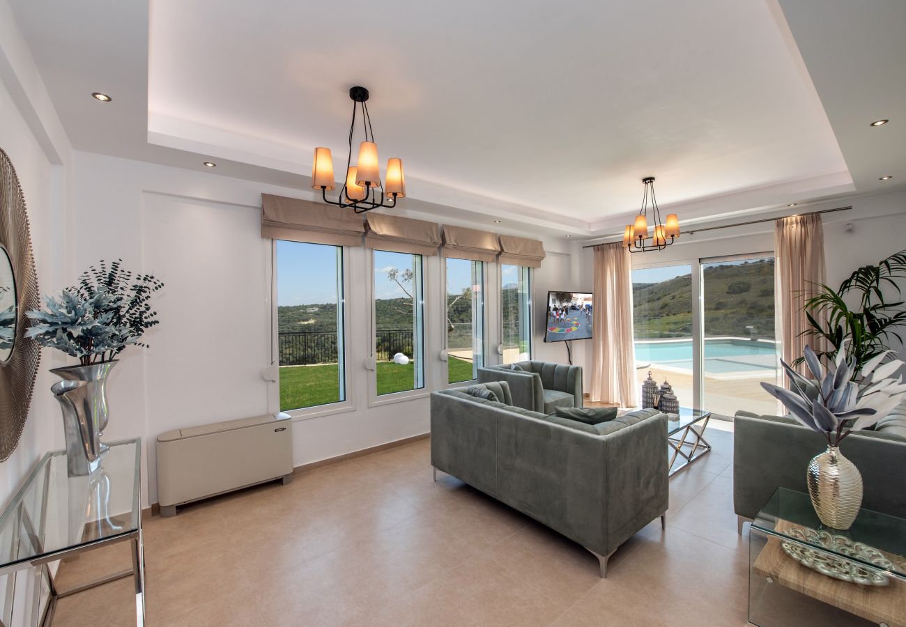 Villa in Rethymno - Luxury Villa Oasis, 11 bedrooms, Private Heated Pool & Jacuzzi