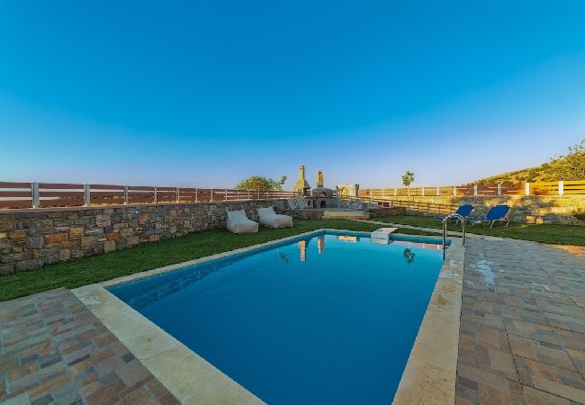 Villa in Zoniana - Villa Anatoli - Asfendamos Villas Villa in Zoniana - Villa Anatoli - Asfendamos Villas