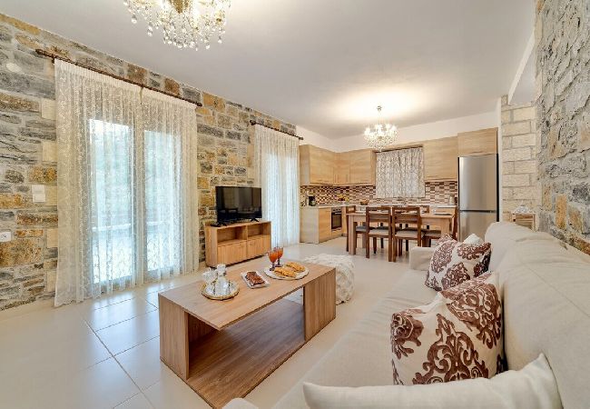 Villa in Zoniana - Villa Orestis - Faraggi Villas  Villa in Zoniana - Villa Orestis - Faraggi Villas