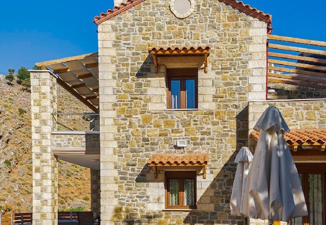 Villa in Zoniana - Villa Orestis - Faraggi Villas  Villa in Zoniana - Villa Orestis - Faraggi Villas