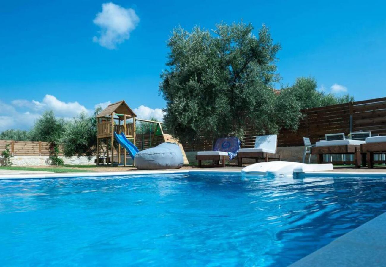 Villa in Rethymno - Villa Prima - With Private Heated Pool & Jacuzzi 
