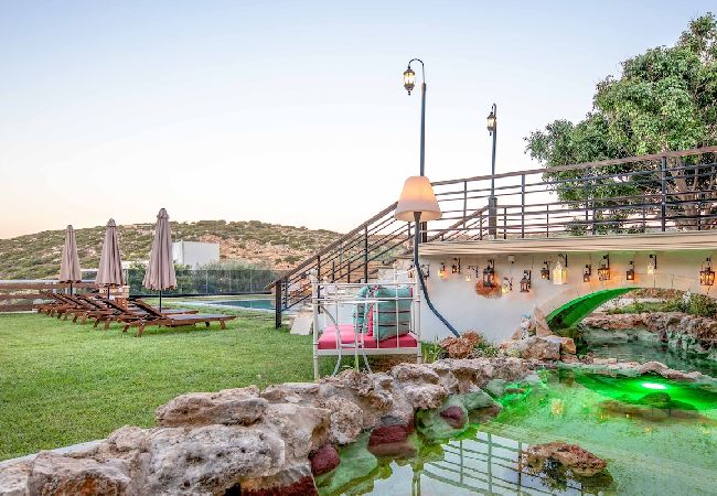 Villa in Gerani - Villa Staras -  Private Heated Pool Near The Beach  Villa in Gerani - Villa Staras -  Private Heated Pool Near The Beach