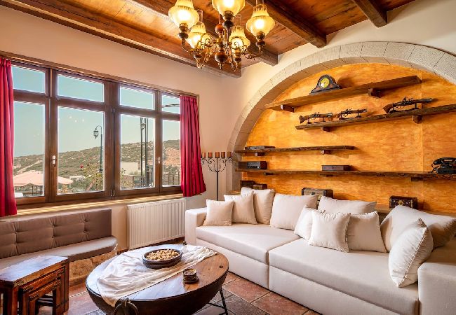 Villa in Gerani - Villa Staras -  Private Heated Pool Near The Beach  Villa in Gerani - Villa Staras -  Private Heated Pool Near The Beach