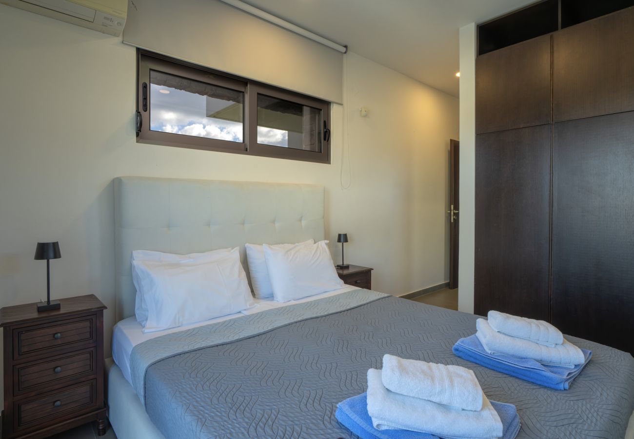 Villa in Tria Monastiria - Villa Sfedami - Pool with Children Safety Fence