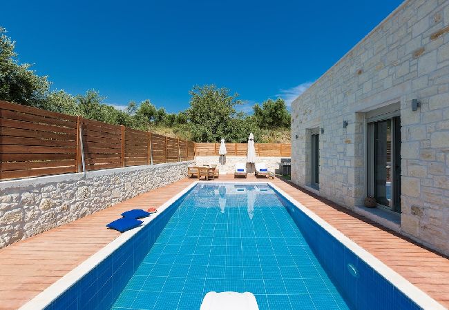 Villa in Rethymno - Villa Vera - With Private Pool & Jacuzzi  Villa in Rethymno - Villa Vera - With Private Pool & Jacuzzi