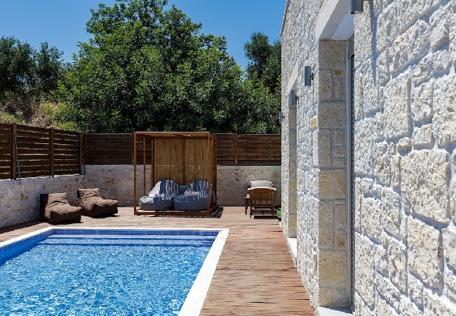 Villa in Rethymno - Villa Vera - With Private Pool & Jacuzzi  Villa in Rethymno - Villa Vera - With Private Pool & Jacuzzi
