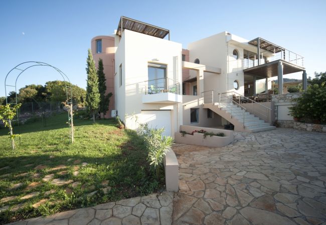 Villa in Gerani - Villa Serenity - With Private Heated Pool  Villa in Gerani - Villa Serenity - With Private Heated Pool