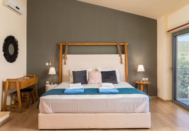 Villa in Gerani - Villa Serenity - With Private Heated Pool  Villa in Gerani - Villa Serenity - With Private Heated Pool
