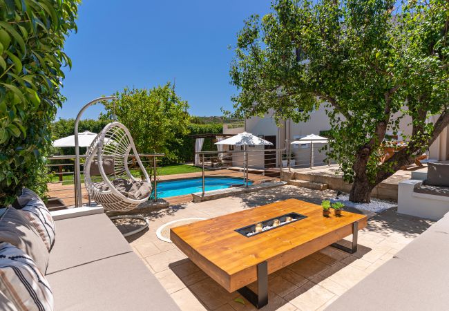 Villa in Gerani - Villa Ellovos - Private Pool  Near the Beach Villa in Gerani - Villa Ellovos - Private Pool  Near the Beach