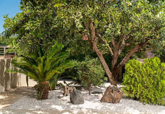 Villa in Gerani - Villa Ellovos - Private Pool  Near the Beach Villa in Gerani - Villa Ellovos - Private Pool  Near the Beach