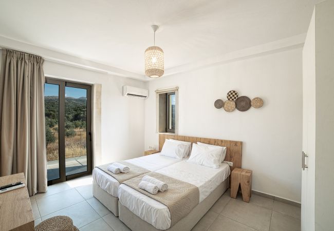 Villa in Eleftherna - GRAND RESORT VILLA - With Private Pool Villa in Eleftherna - GRAND RESORT VILLA - With Private Pool