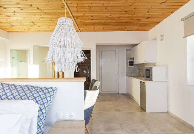Villa in Pigi - Mandana Villa - With Private Pool & Jacuzzi Villa in Pigi - Mandana Villa - With Private Pool & Jacuzzi