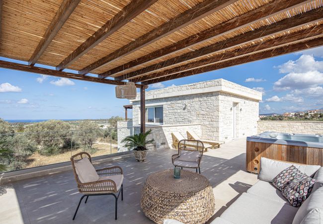 Villa in Pigi - Mandana Villa - With Private Pool & Jacuzzi Villa in Pigi - Mandana Villa - With Private Pool & Jacuzzi