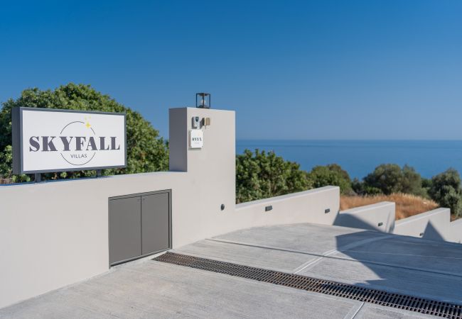 Villa in Atsipopoulo - Luxury Villa Onyx - With Private Heated Pool Villa in Atsipopoulo - Luxury Villa Onyx - With Private Heated Pool