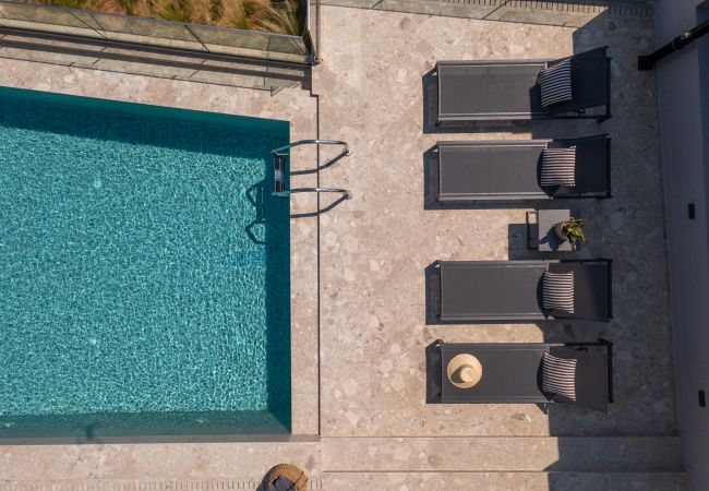 Villa in Atsipopoulo - Luxury Villa Onyx - With Private Heated Pool Villa in Atsipopoulo - Luxury Villa Onyx - With Private Heated Pool