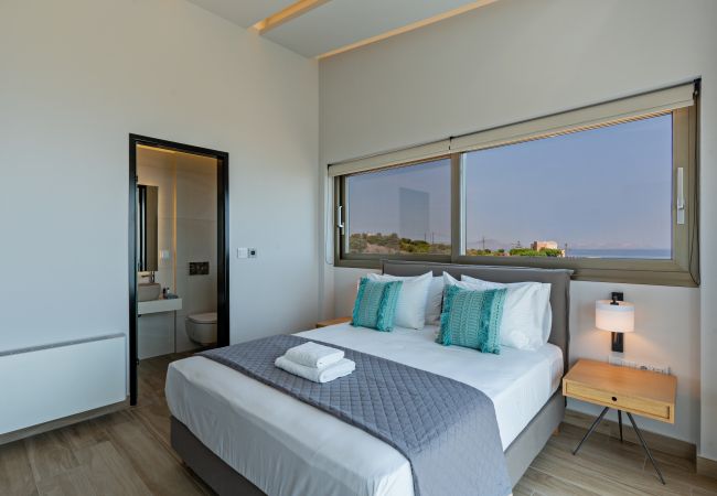 Villa in Atsipopoulo - Luxury Villa Onyx - With Private Heated Pool Villa in Atsipopoulo - Luxury Villa Onyx - With Private Heated Pool